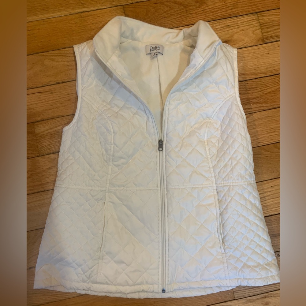 Croft and Barrow White Quilted Vest
